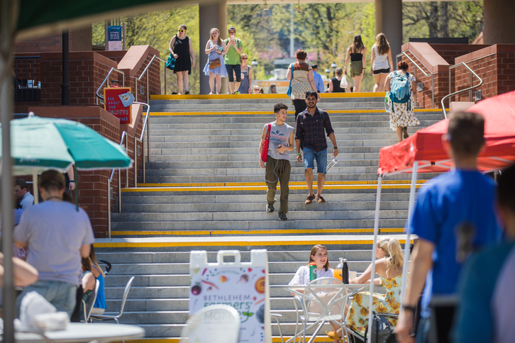 The Bethlehem Farmers' Market in Farrington Square